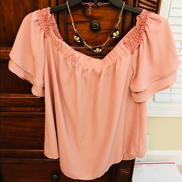 Le Lis Tops - STITCH FIX LE LIS PINK BLUSH TOP, NWOT